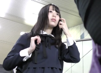 【電車痴漢】顔出し制服JK★ガチお嬢様校まさかのTバック★カメラに美少女のお漏らし直撃