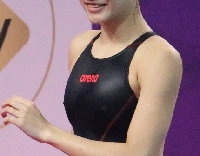 【衝撃のポッチリ】ニプレス忘れちゃった！天然娘のシンクロ・リハ[NoNippless]