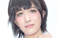 コスプレイヤーの顔面アップ042