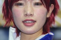 キャンギャルの顔面アップ035