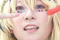 コスプレイヤーの顔面アップ210