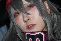 コスプレイヤーの顔面アップ071
