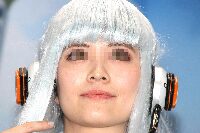 コスプレイヤーの顔面アップ186
