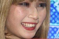 キャンギャルの顔面アップ030