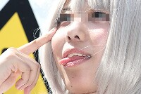 コスプレイヤーの顔面アップ018