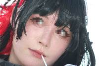 コスプレイヤーの顔面アップ215