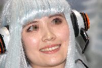 コスプレイヤーの顔面アップ182