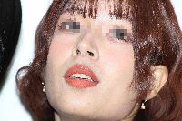 キャンギャルの顔面アップ160