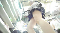 【再販】 【盗撮風 4K】黒色ミニスカートお姉さん逆さ撮り