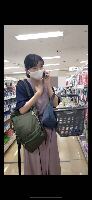 買い物中の油断奥さんの逆さ鳥