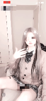 超美肌かわいい子の制服でちらちら配信