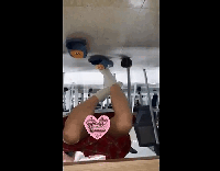 知り合いが座っているのを撮っちゃった Vol.2