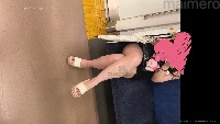 エロい体の可愛い子を追跡　足の組み方がエロい