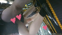 大好きなアングルで股を拝む景色