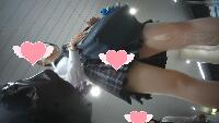 赤　集団で美味しいお尻してる