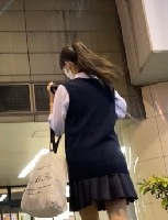 ポニテJKの風チラ